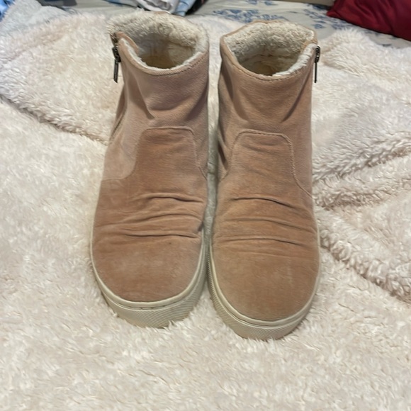 Billabong shoe size 7 - Picture 1 of 7